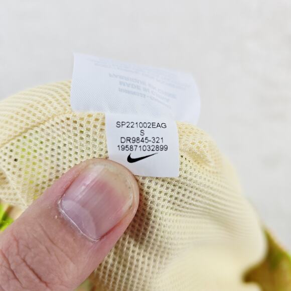 Nike Sportswear Spring Break Woven Flow Shorts Mens Small Atomic Green Beach - Picture 5 of 10